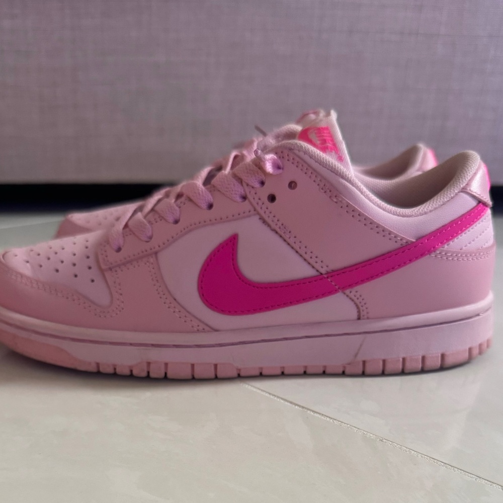 Nike Dunk Low GC Triple Pink 8 Barbie